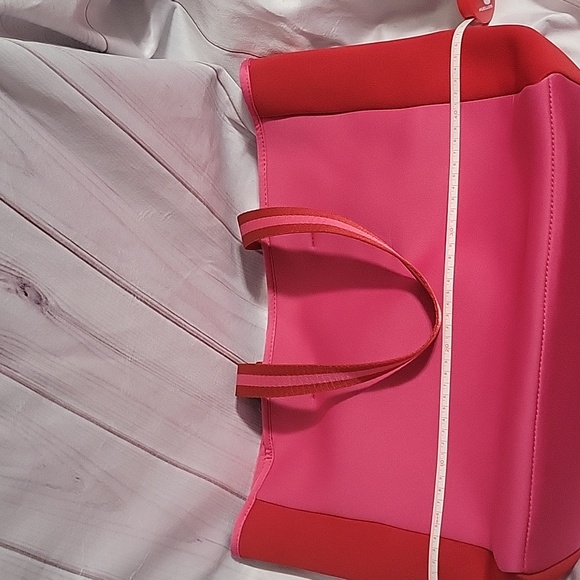 Summersalt neoprene pink beach bag - Picture 8 of 10